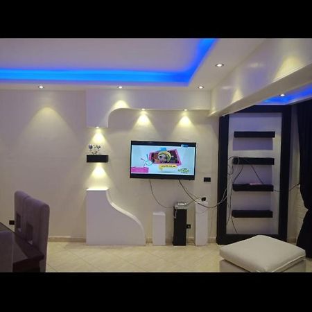 Luxury Apartment In Nasr Cityカイロ エクステリア 写真